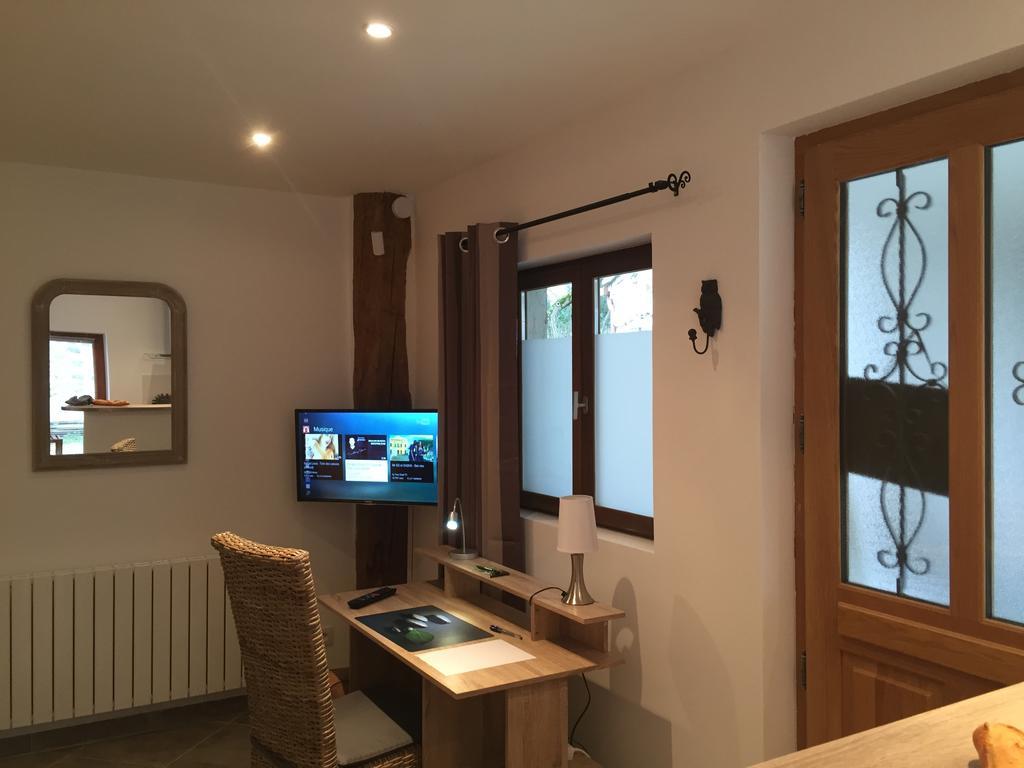 Escalebelair Apartman Fontenay-lès-Briis Szoba fotó